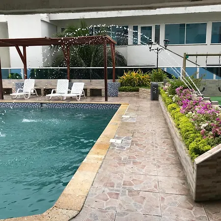 Lindo Apto Amoblado Conquistador Apartamento